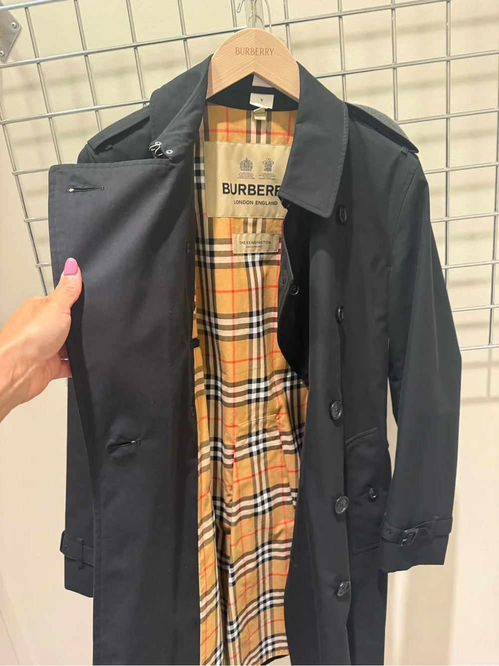 Burberry the Kensington Black Double-Breasted Trench Coat with Belt